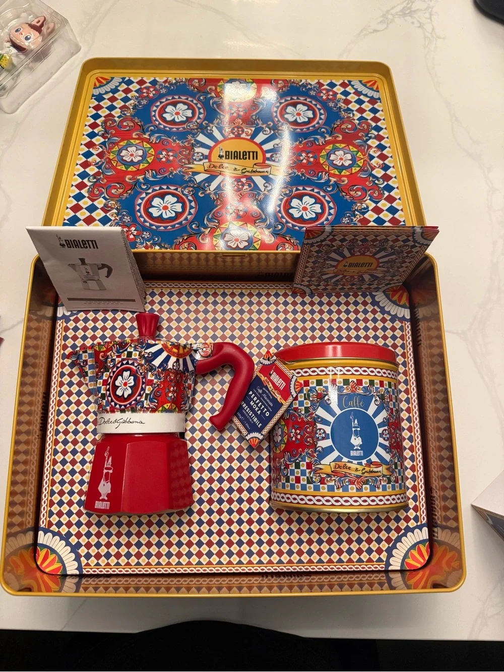 Bialetti Red D&G Decorative French press & Coffee Tin Gift Set